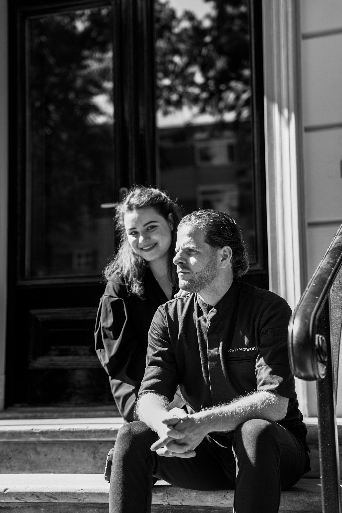 Edwin en Michèle Franken-van de Water op de stoep van Krijt
